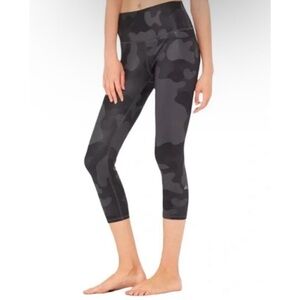ALO Yoga Airbrush Camouflage Print Leggings